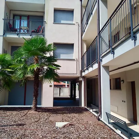 7 Lake Sweet Home San Siro  Exterior foto
