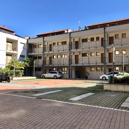 7 Lake Sweet Home San Siro  Exterior foto