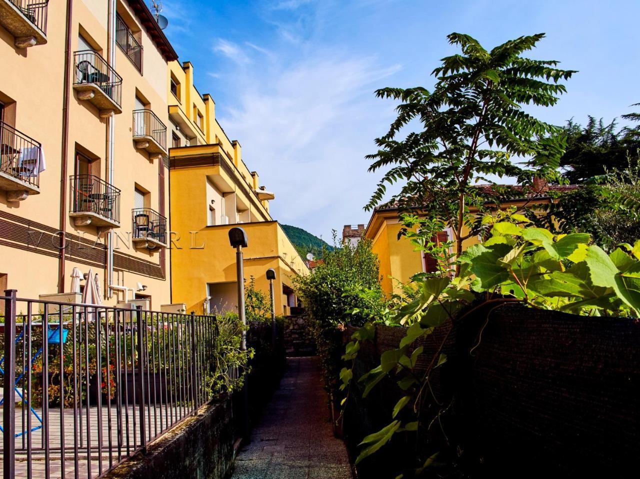 7 Sweet Apartment